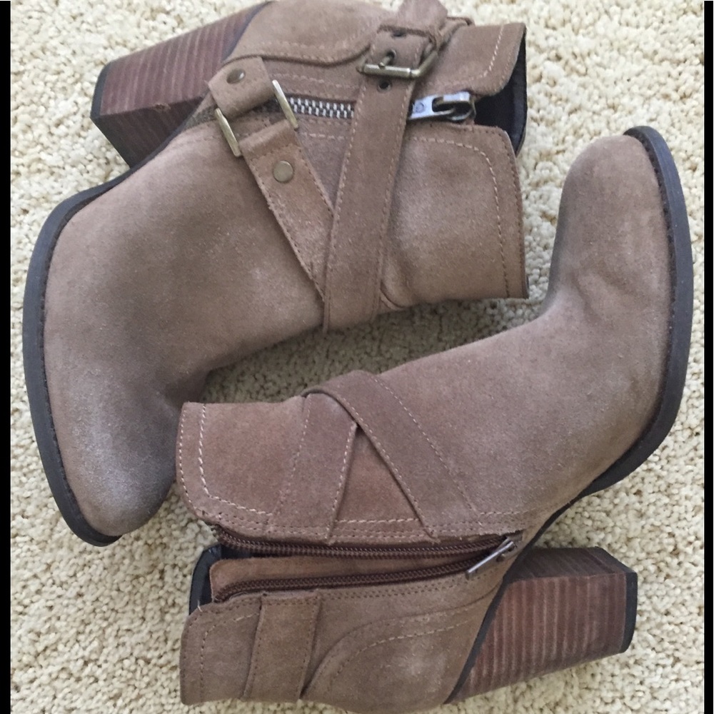 Suede booties w/buckle feature